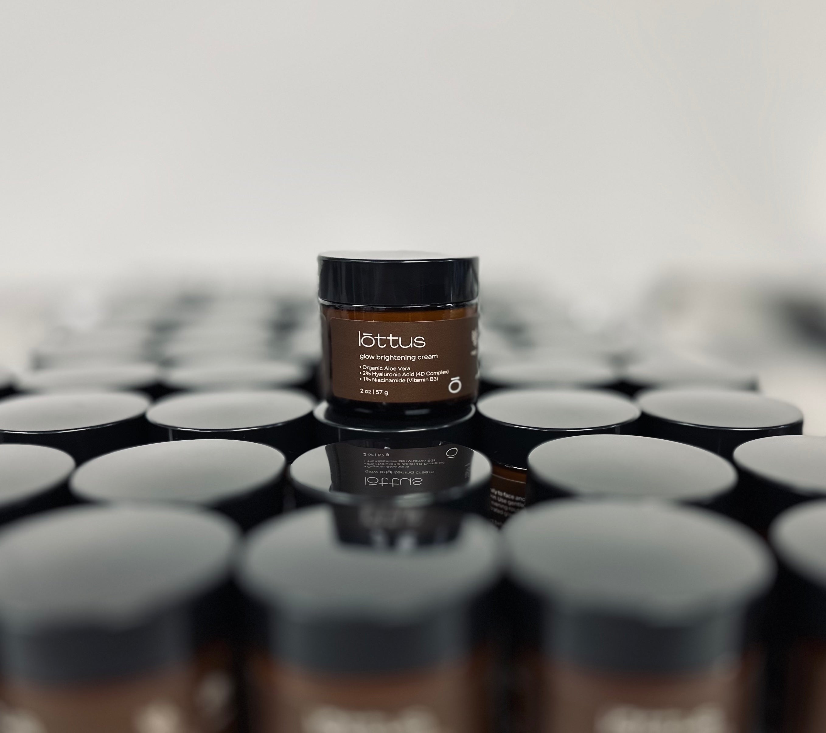 Lōttus Glow Brightening Cream │ 100% Organic, Vegan, Paraben-free
